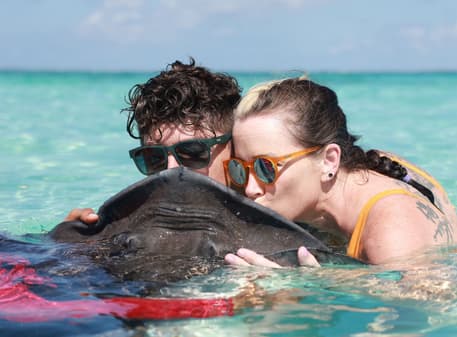 Sting Ray Kiss